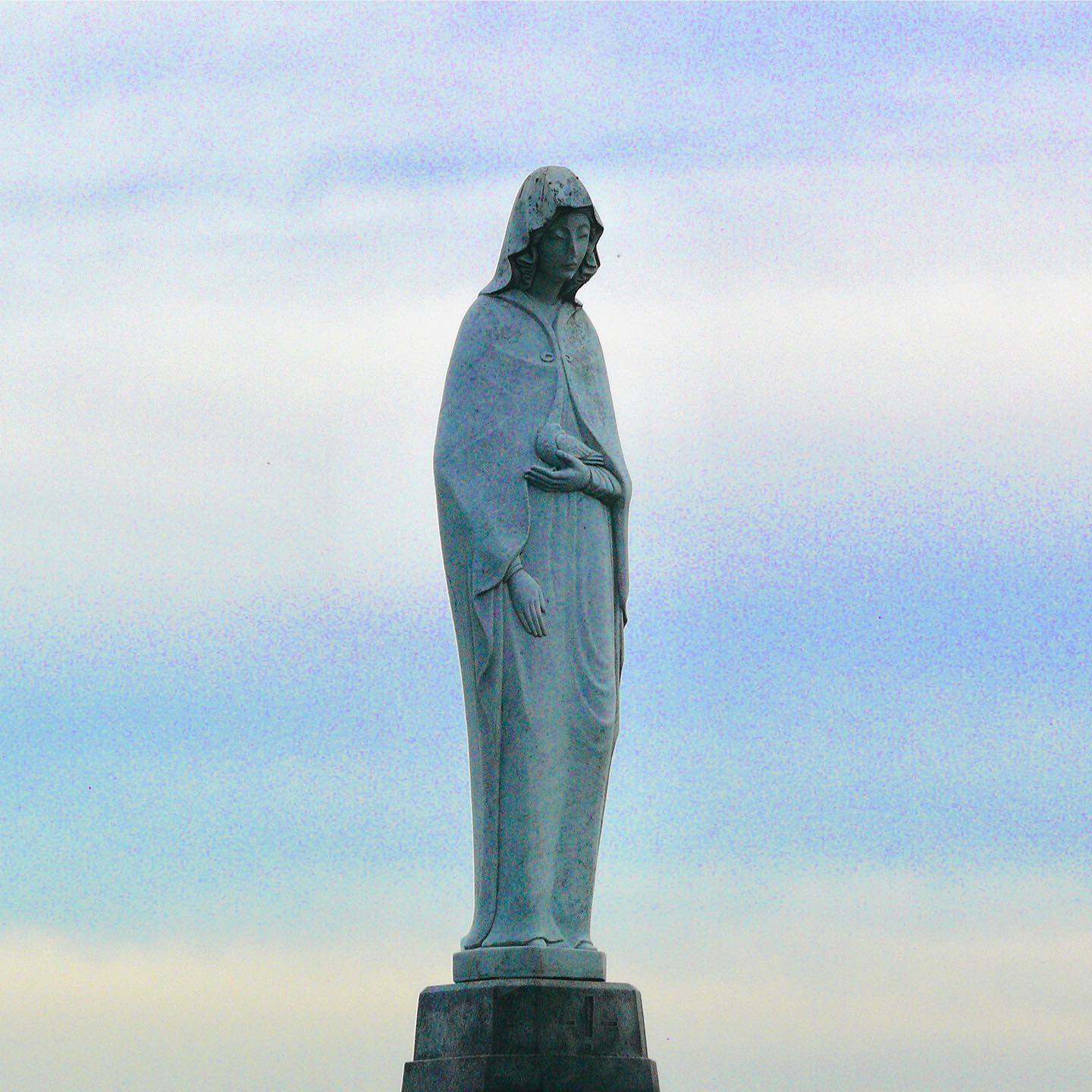 DEAD POET SOCIETY - Vient de mettre en ligne le clip de "Hurt", 