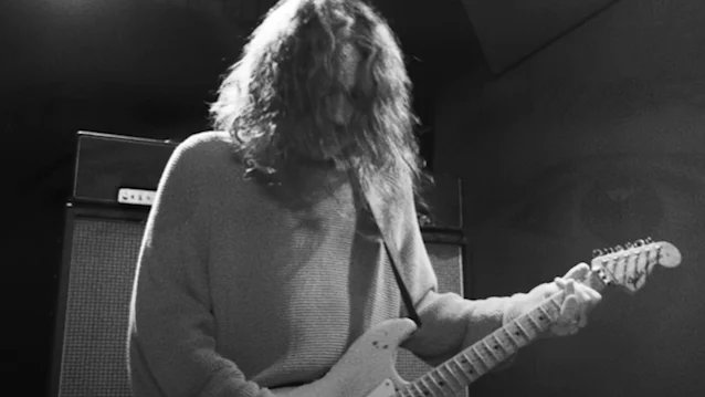 JOE HOLMES (OZZY OSBOURNE) - nouveau titre « Speak Into The Sea »