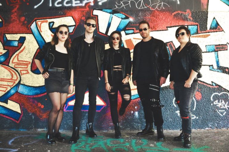 LES SUISSES DE DARK WHISPERS SORTENT UN CLIP ! - 