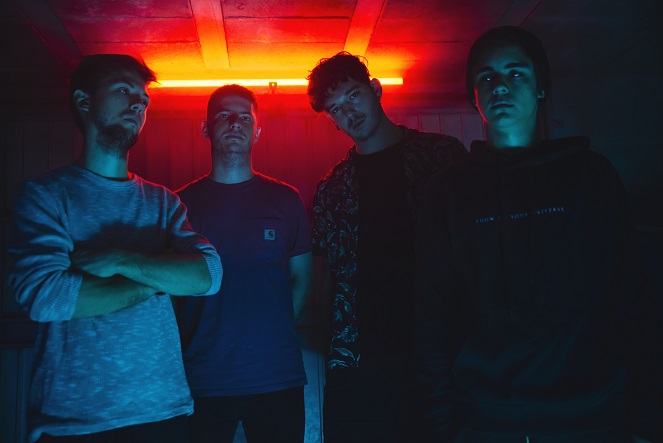 SHOW ME YOUR UNIVERSE - Isolation et dépression dans "Coma" de SMYU