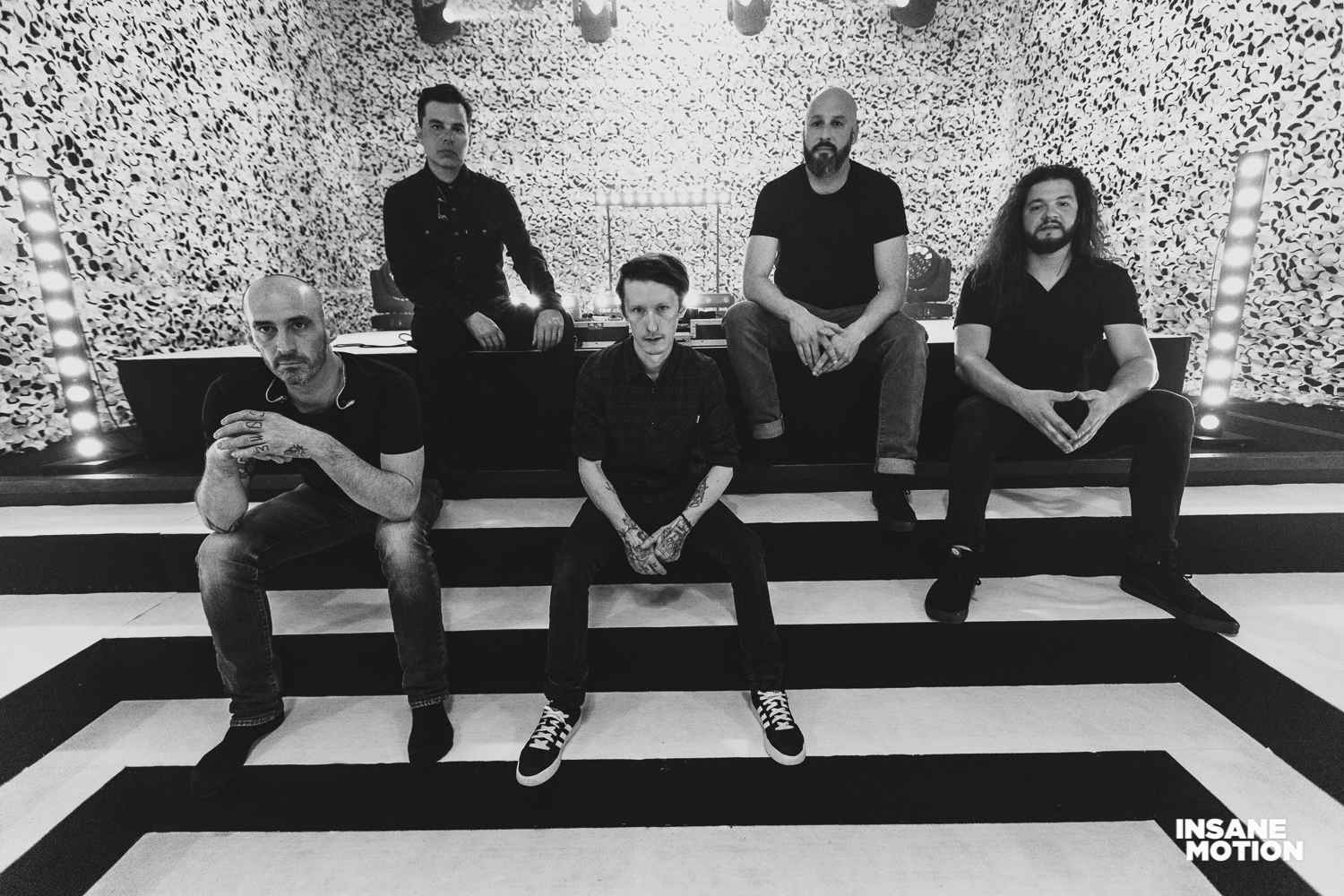 20 SECONDS FALLING MAN - Single I See Land