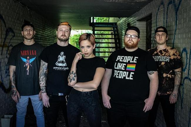 CAPRA  - Vidéo "Red Guillotine"