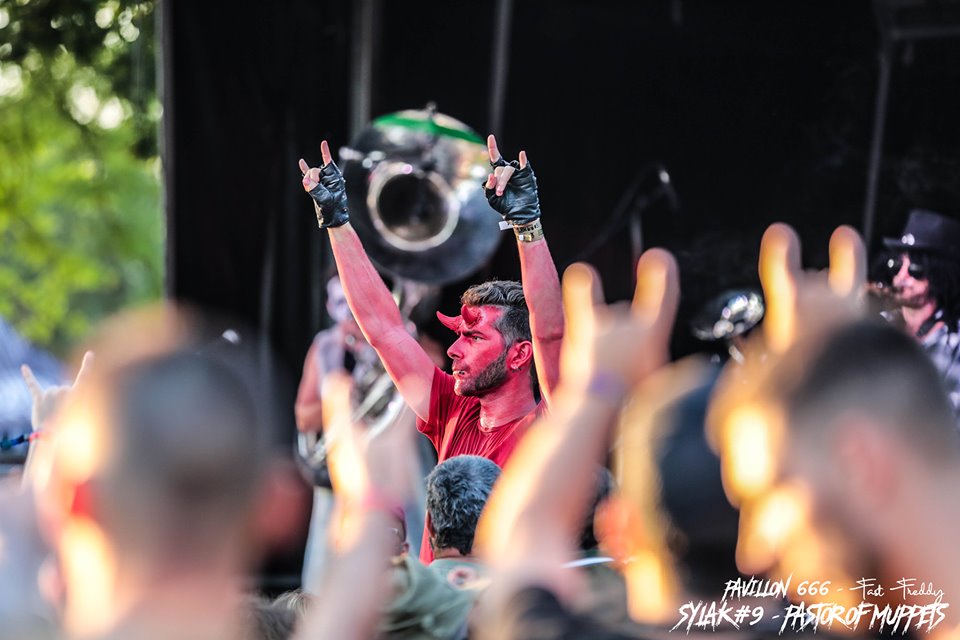 PASTORS OF MUPPETS - Sortie d'un nouveau clip