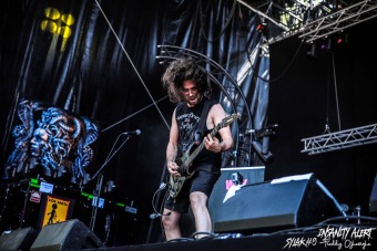 C-INSANITY-ALERT-18_ModifFB