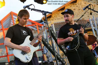 08.06.19_shitforbrains10