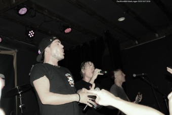 26.09.19_dogeatdog10