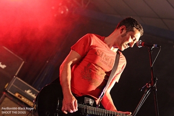 051013_shootthedogs04