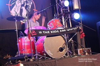 051013_shootthedogs06