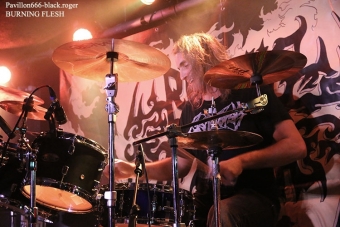 07.04.18_burningflesh04
