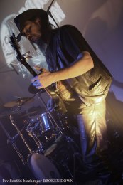 09.02.19_brokendown03