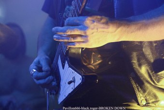 09.02.19_brokendown08