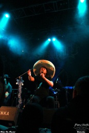 10.12.18-01triodefacto01