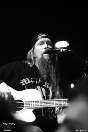 10.12.18-02ensiferum04