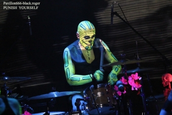 11.05.18_punishyourself06