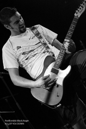 121113_allofyoudown07