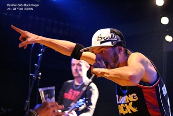 121113_allofyoudown11