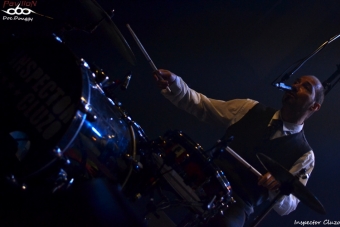 131013_metaphones_inspectorcluzo03