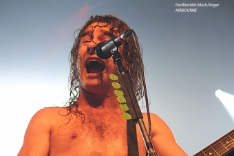 131113_airbourne12