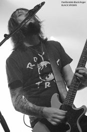 131113_blackspiders07