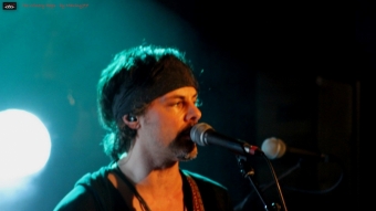 15-09-2013-the-winery-dogs04