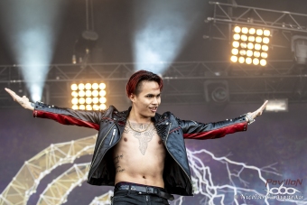 16-06-2018_DownloadFR jour2_(b)Crossfaith_01