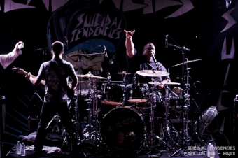 suicidal-tendencies-01172