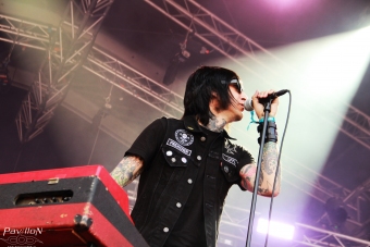 HF32-lordsofaltamont02