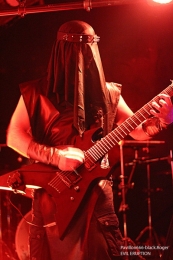 22-08-13_evileruption03