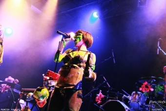 24.04.2018-02punishyourself09