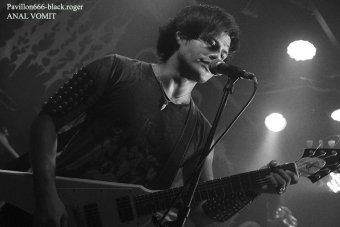 24.06.18_analvomit04