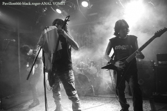 24.06.18_analvomit05