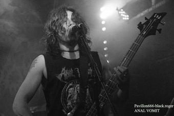 24.06.18_analvomit08