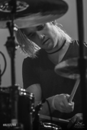 24-10-2013-alterbridge02