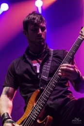 24-10-2013-alterbridge07