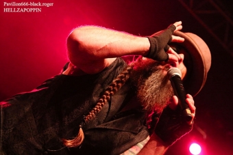 26.03.18_hellzapoppin01