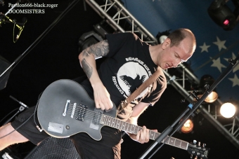 26.05.18_doomsisters02