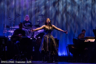 28.03.2018-evanescence16