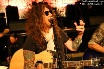 30.11.18_thedeaddaisies02