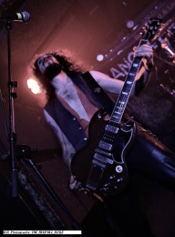 the-red-full-dogs-04