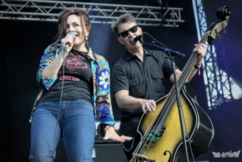 The_Hillbilly_Moon_Explosion_018