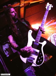 lords-of-altamont-02