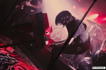 lords-of-altamont-07