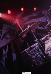 lords-of-altamont-16