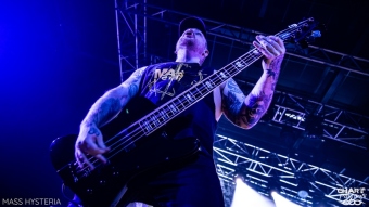 2024.03.15-02-MASS-HYSTERIA-Le-Fil-44