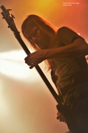 08.12.19_graveyard02