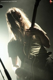 08.12.19_graveyard08