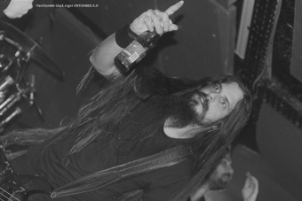 10.11.19_entombedad06