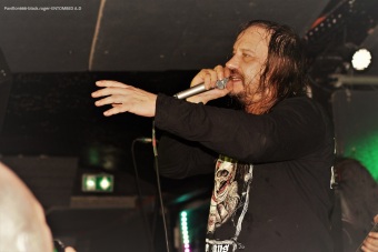 10.11.19_entombedad10