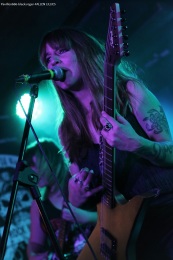 14.12.19_fallenlillies01