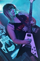 14.12.19_fallenlillies02